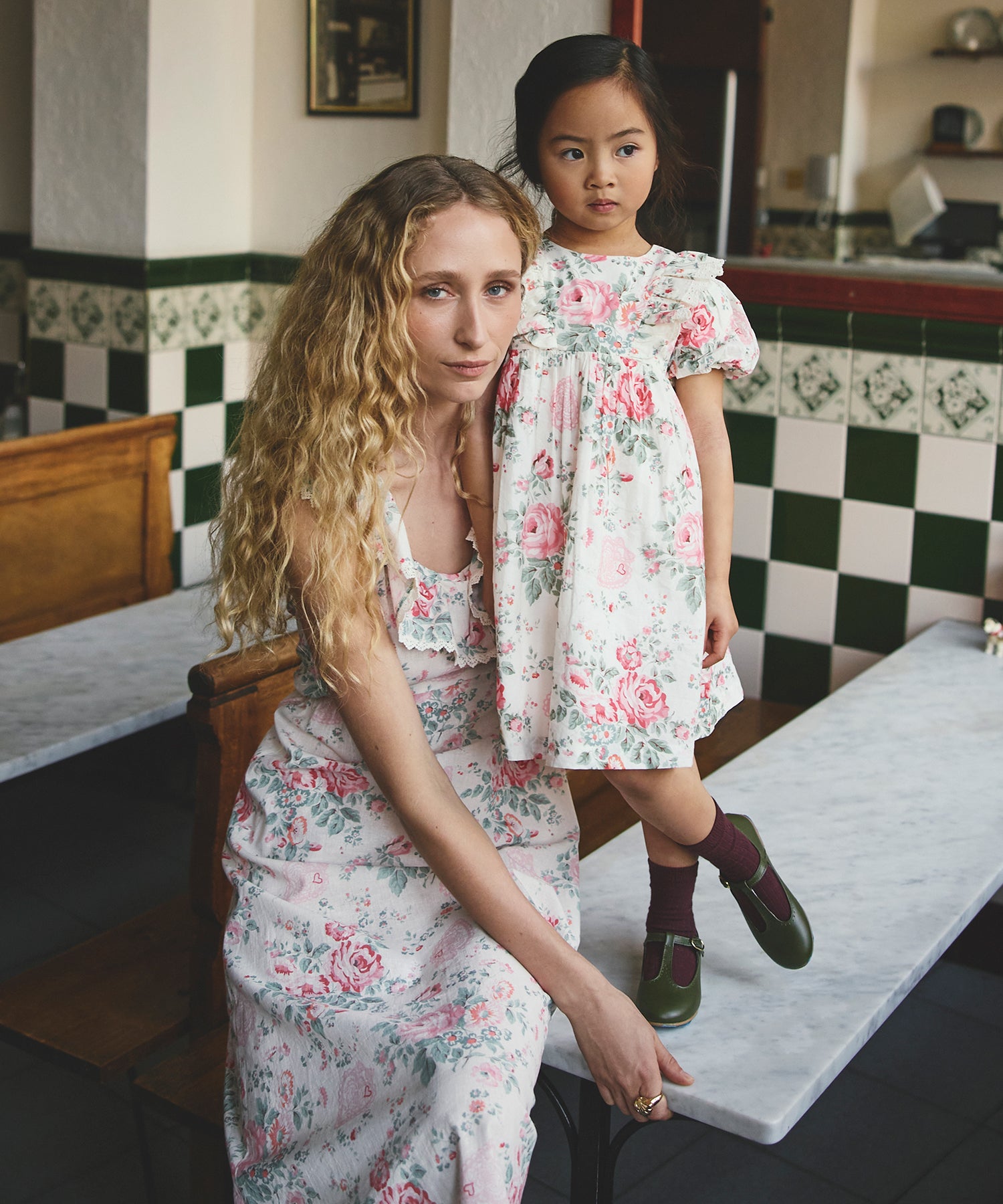 St Andrews フリル付きワンピース キッズ フリルワンピース Hackney Rose | Cath Kidston 日本公式