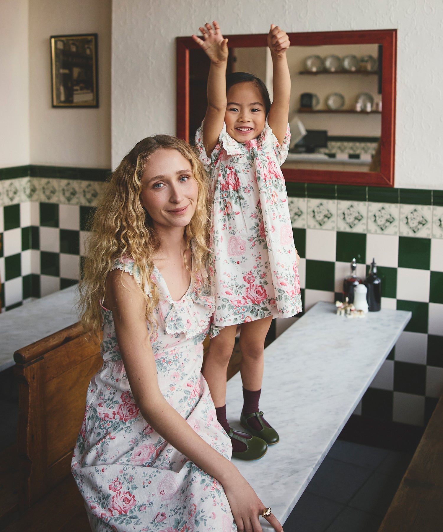 キッズ フリルワンピース Hackney Rose | Cath Kidston 日本公式