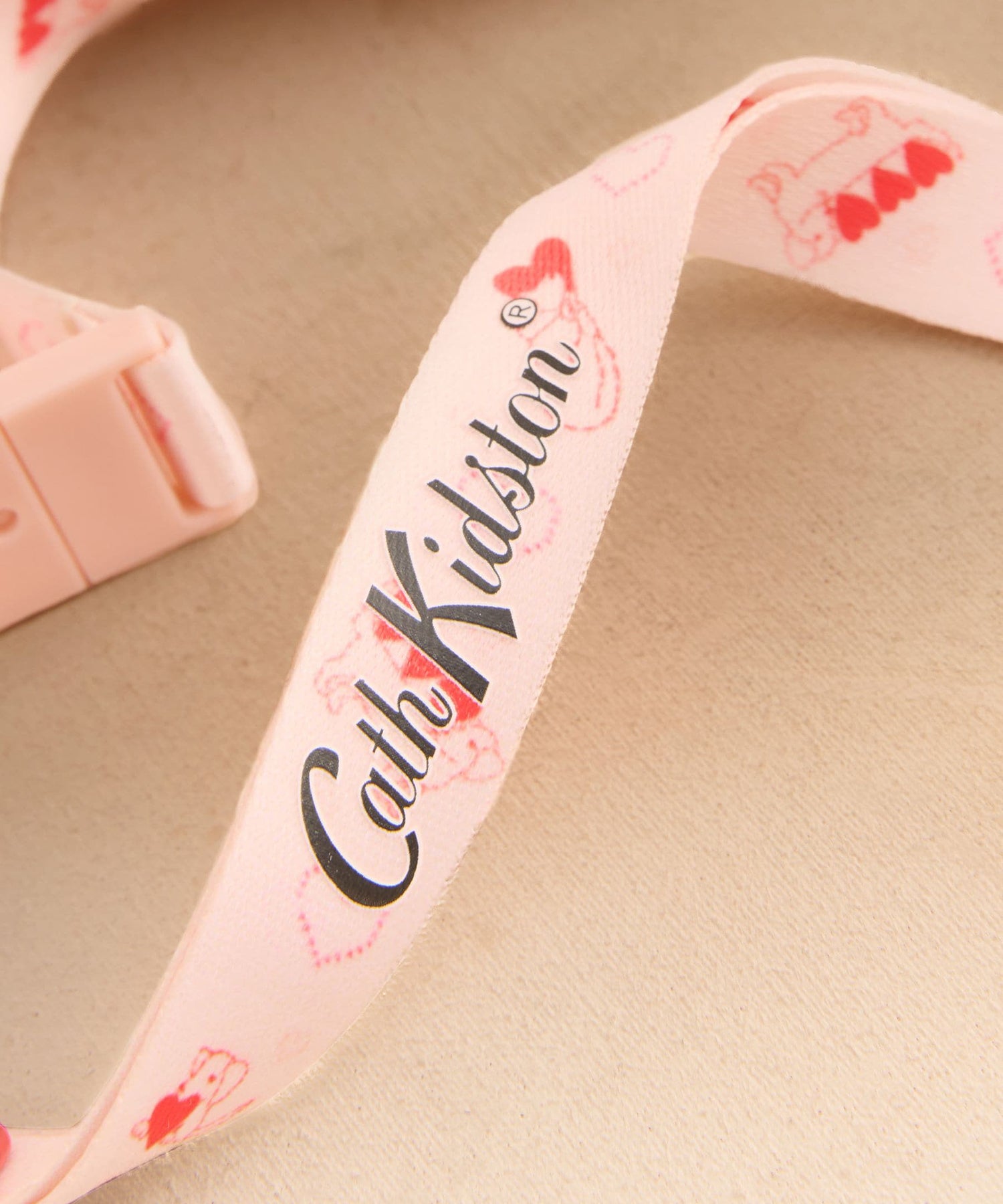 ランヤード Valentines | Cath Kidston 日本公式オンラインストア