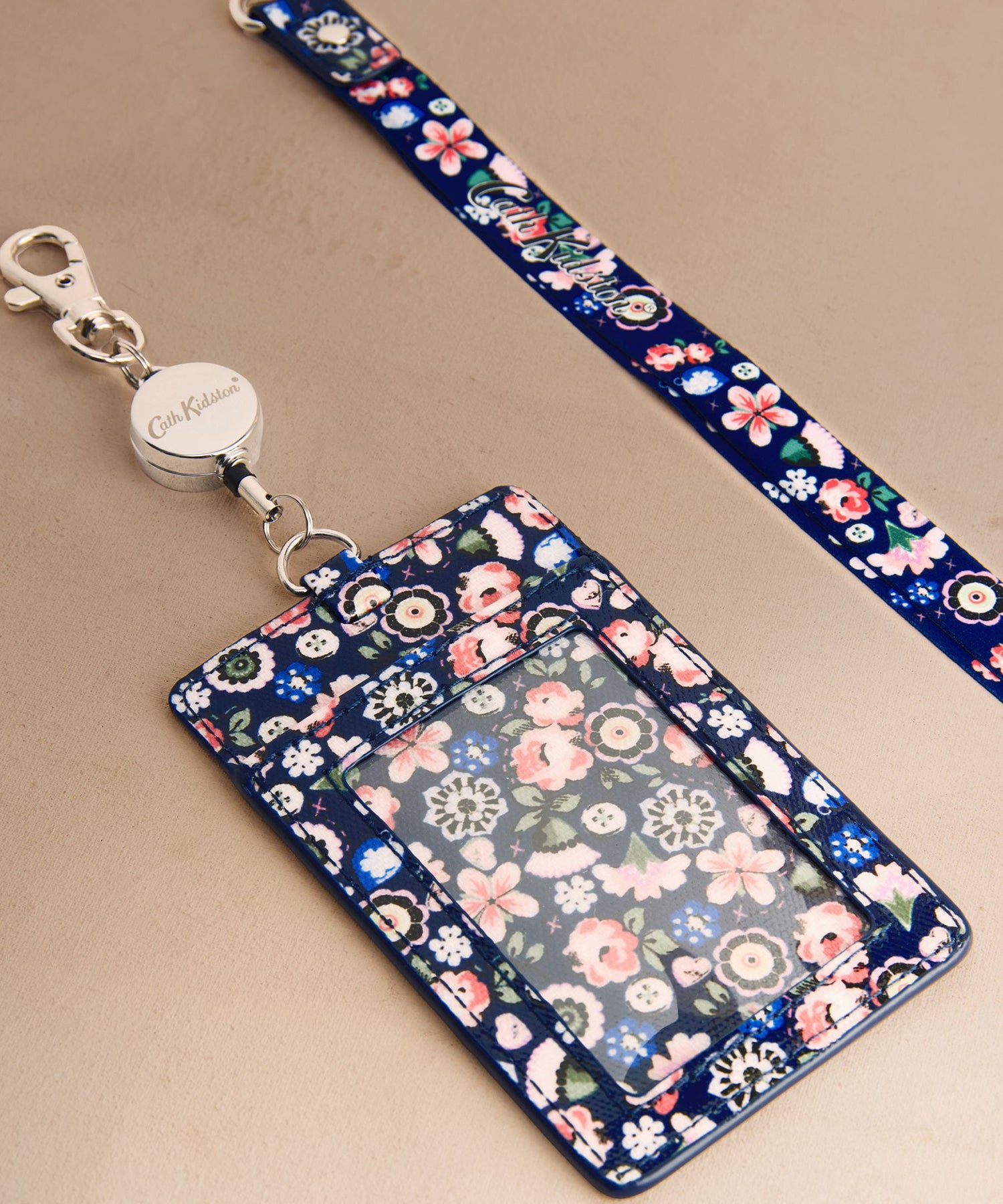 ランヤード Pearly Queen Ditsy