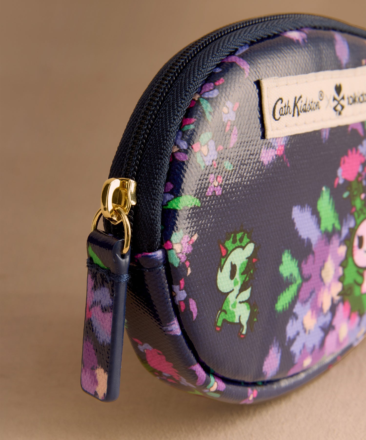 オーバル コイン パース Tokidoki Cactus Wiggle | Cath Kidston 日本
