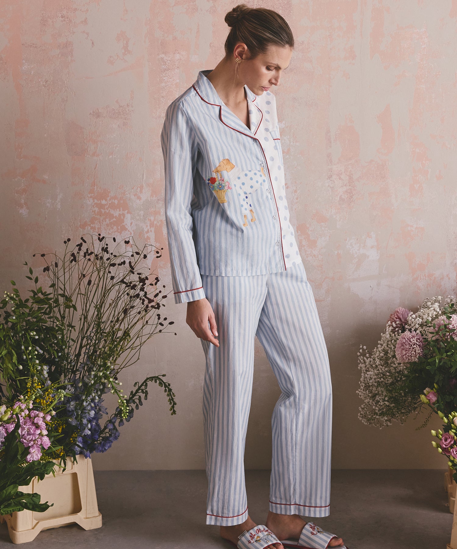 ボタン パジャマ Hackney Dogs