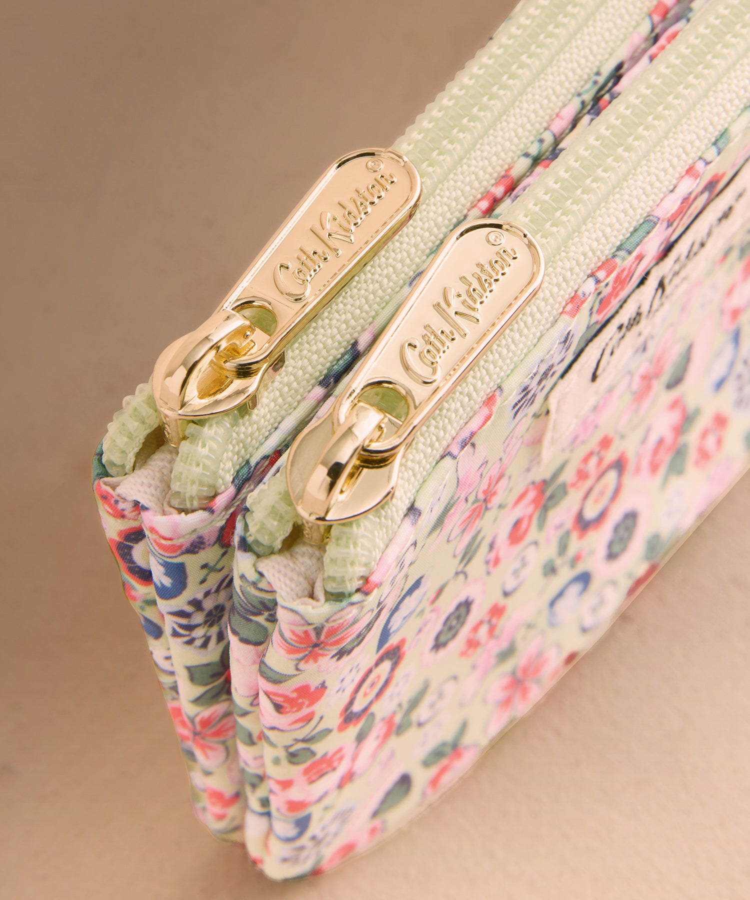 ダブル ジップドパース | Cath Kidston 日本公式オンラインストア