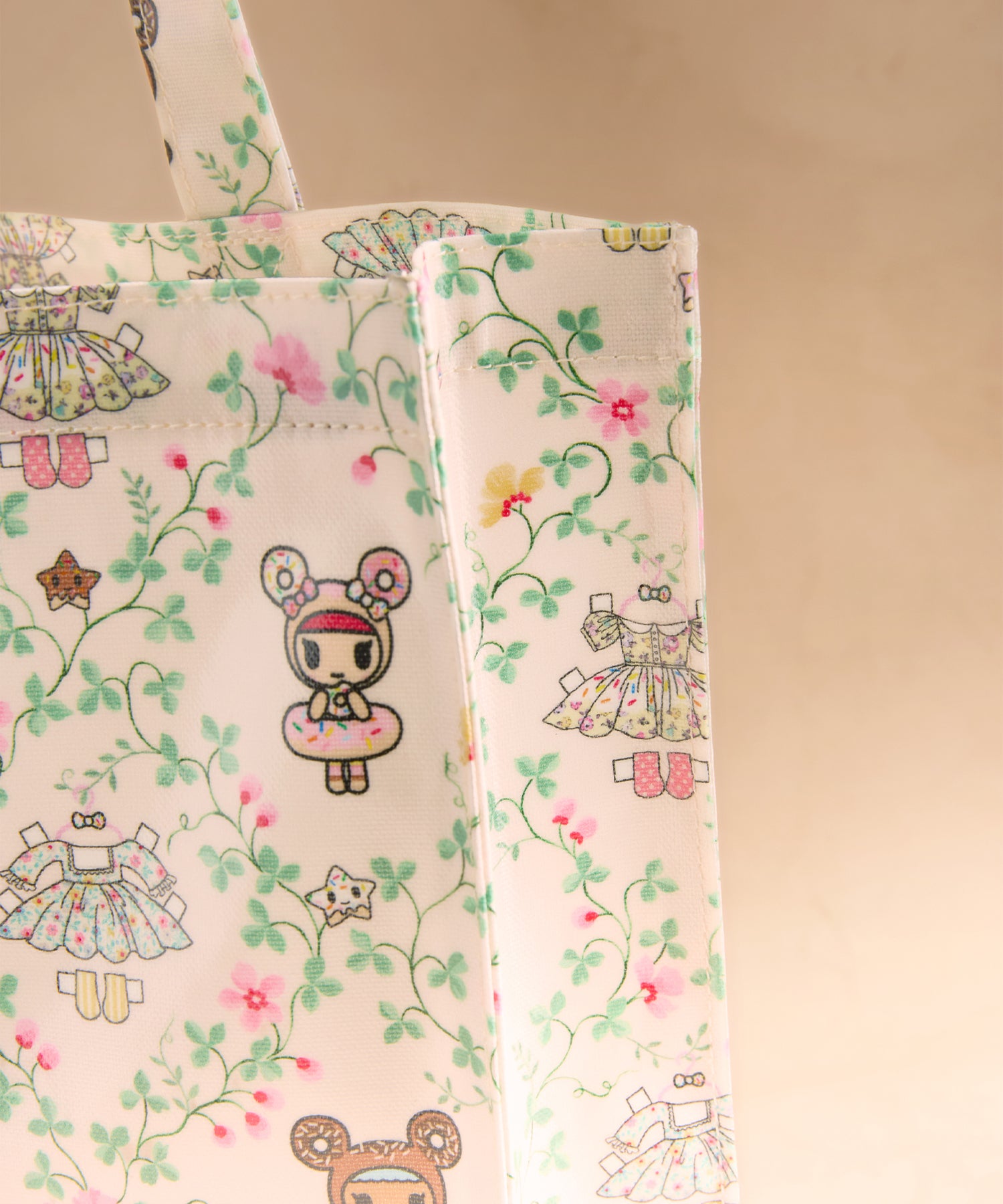ラージ ブックバッグ Tokidoki Paper Dresses | Cath Kidston 日本公式