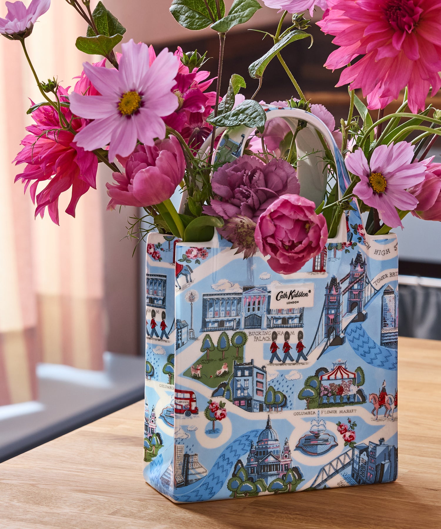 ブックバッグ フラワーベース London Town