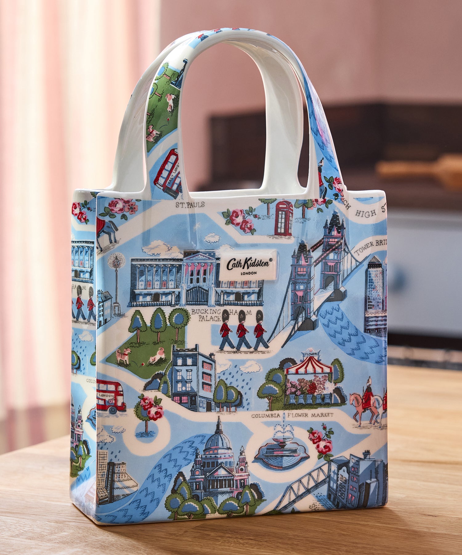 ブックバッグ フラワーベース London Town | Cath Kidston 日本公式