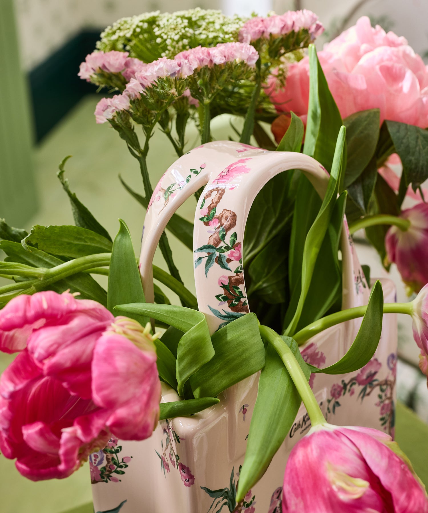 ブックバッグ フラワーベース Birds | Cath Kidston 日本公式