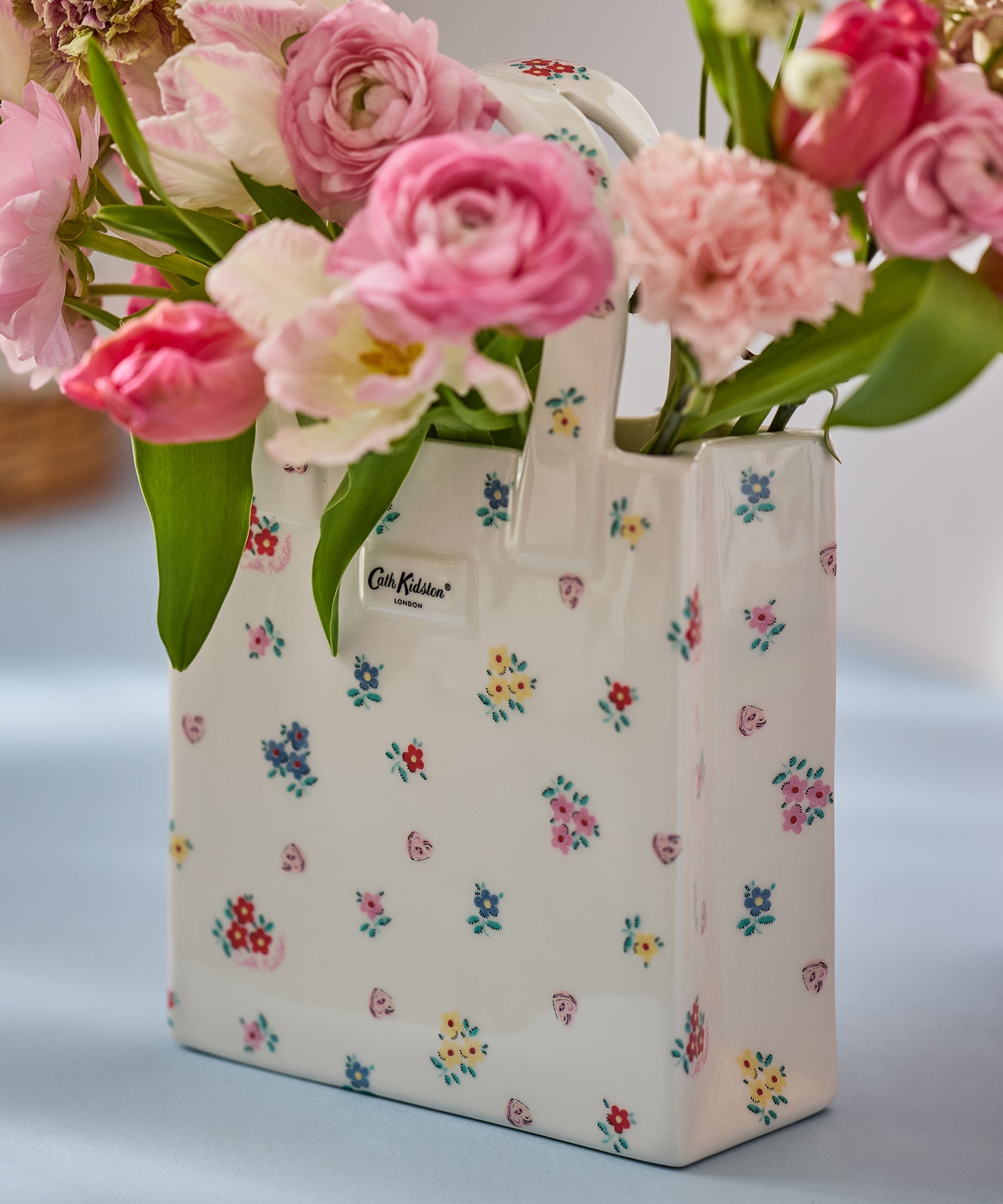 ブックバッグ フラワーベース Button Block Floral | Cath Kidston