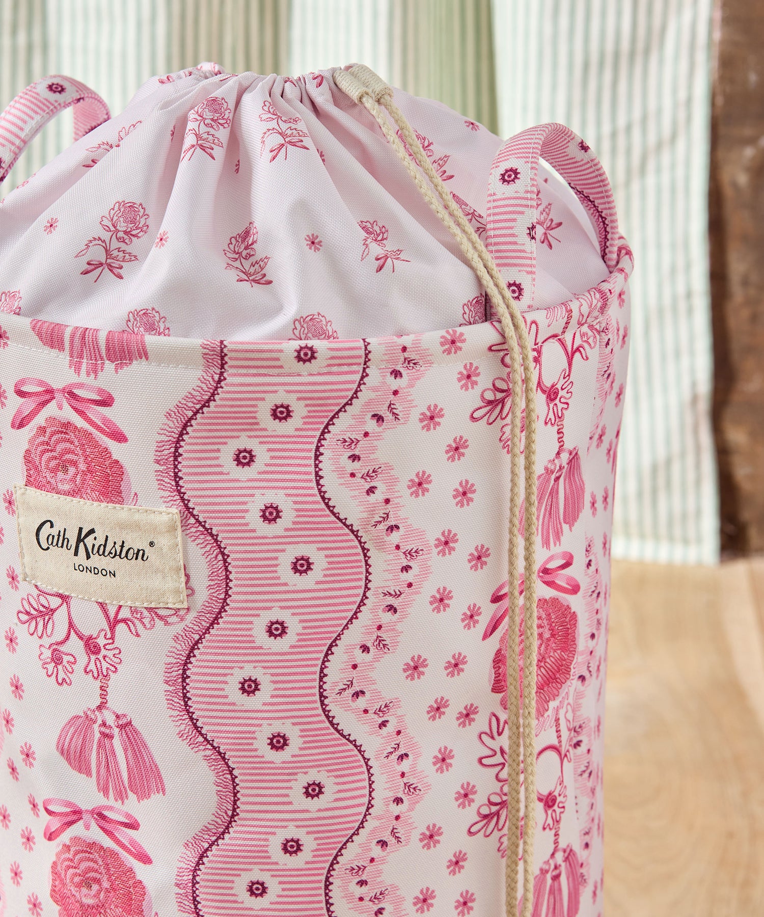 ランドリーバッグ Spitalfields Silk | Cath Kidston 日本公式