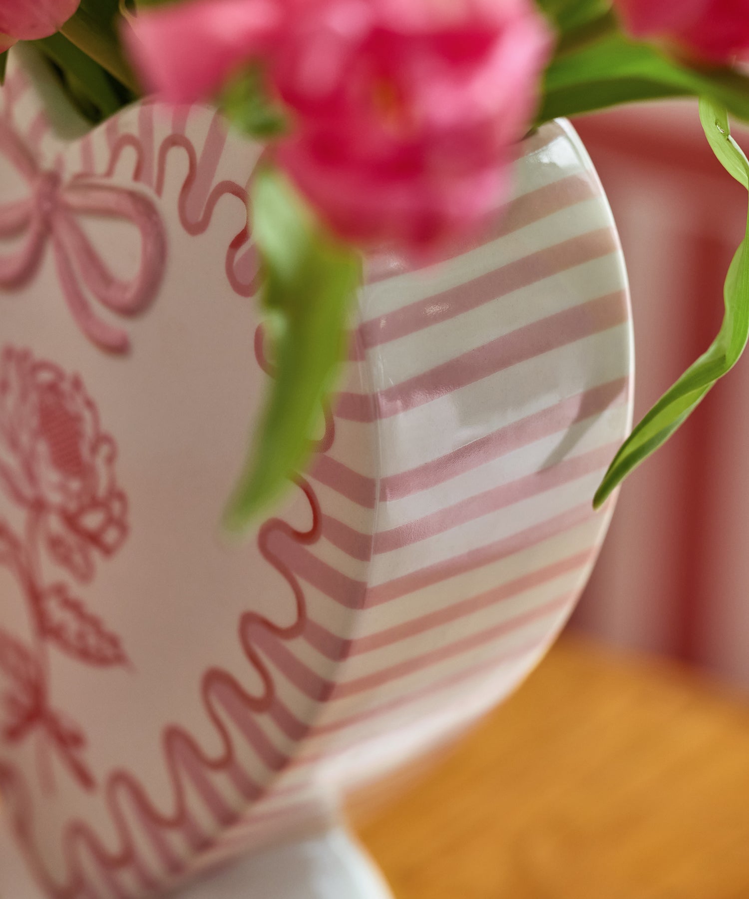 新品 キャスキッドソン フラワーベース バード bird ピンク 花瓶 完売 ハート フラワーベース Spitalfields Silk | Cath Kidston 日本公式