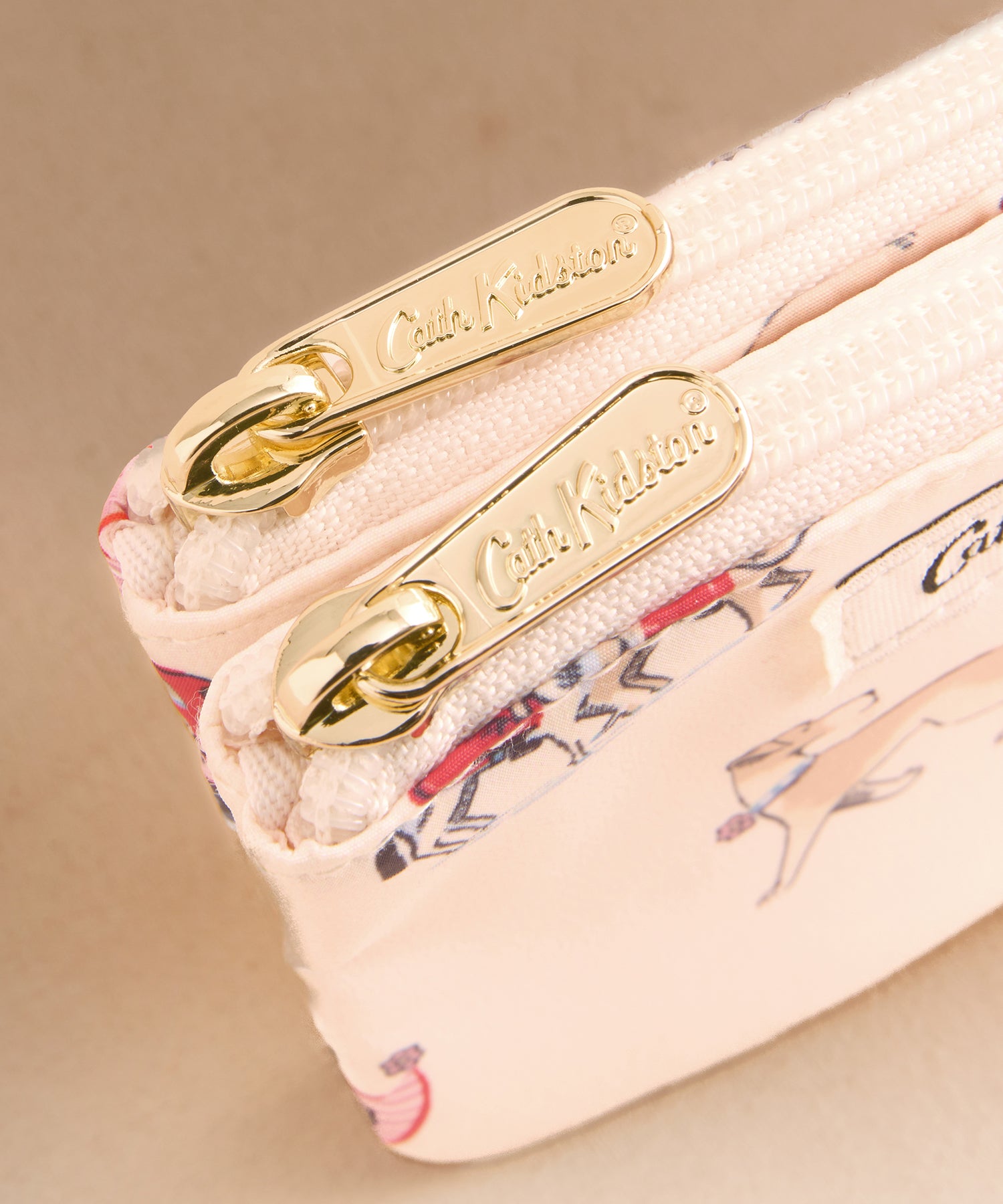 ダブル ジップドパース Queenies London