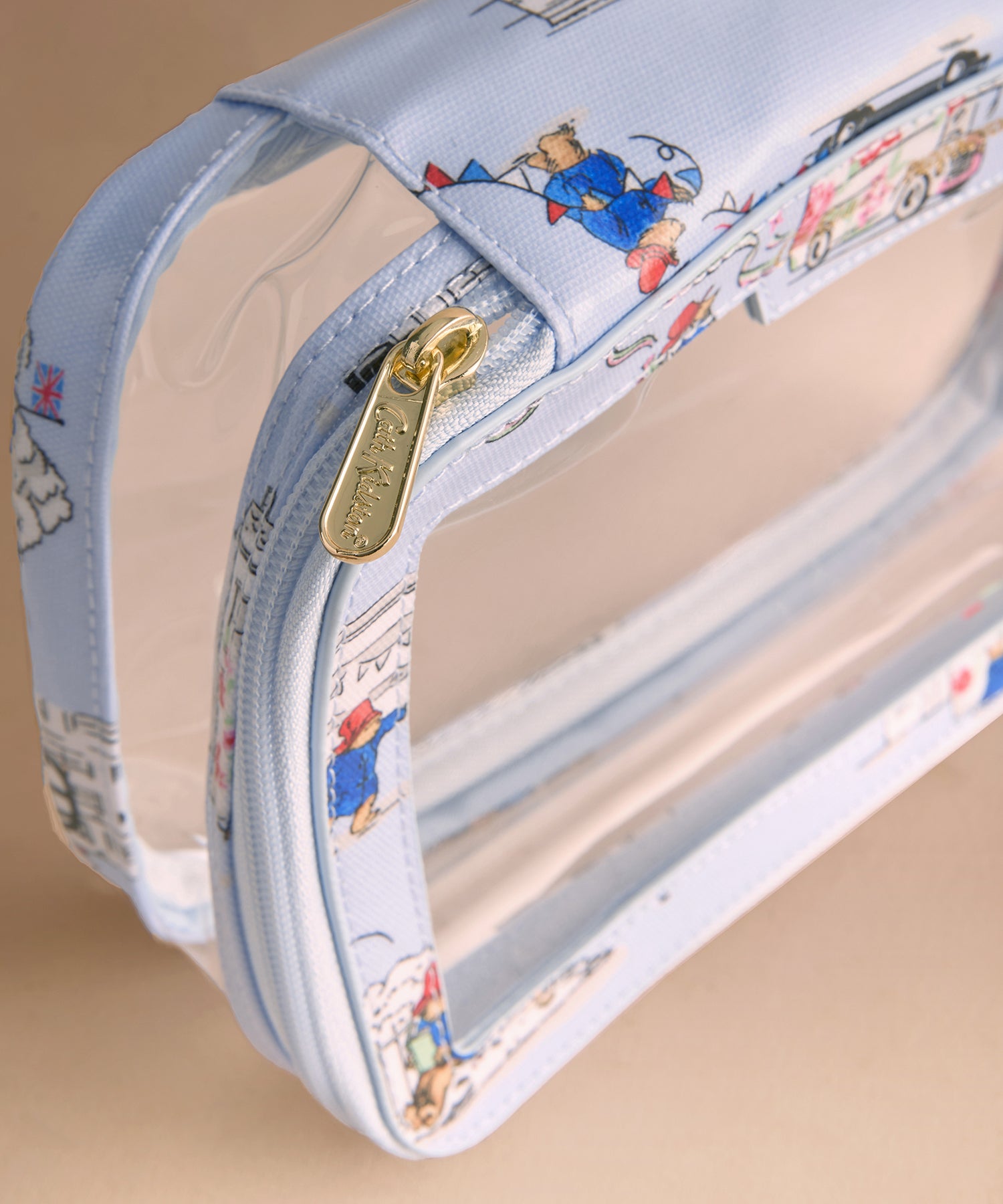 Paddington トラベルセット Paddington Goes To Town
