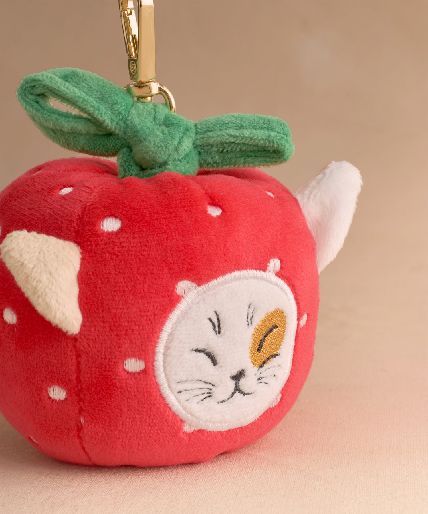 アップル キャット プラッシュ  Button Spot