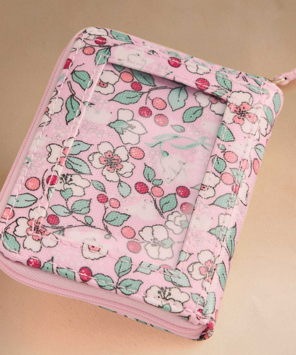 ミニ コンチネンタル ウォレット Berries and Bears