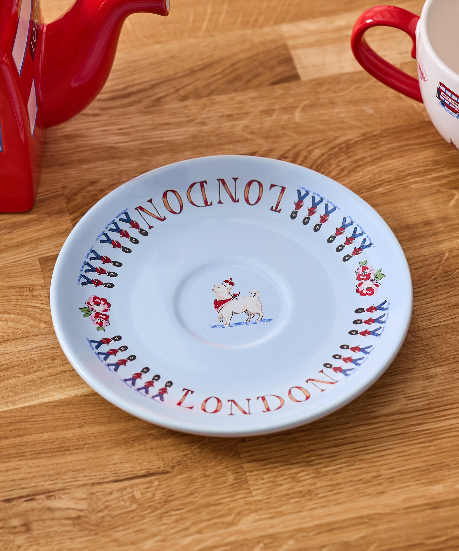 ティーカップ & ソーサー Queenie's London | Cath Kidston 日本公式