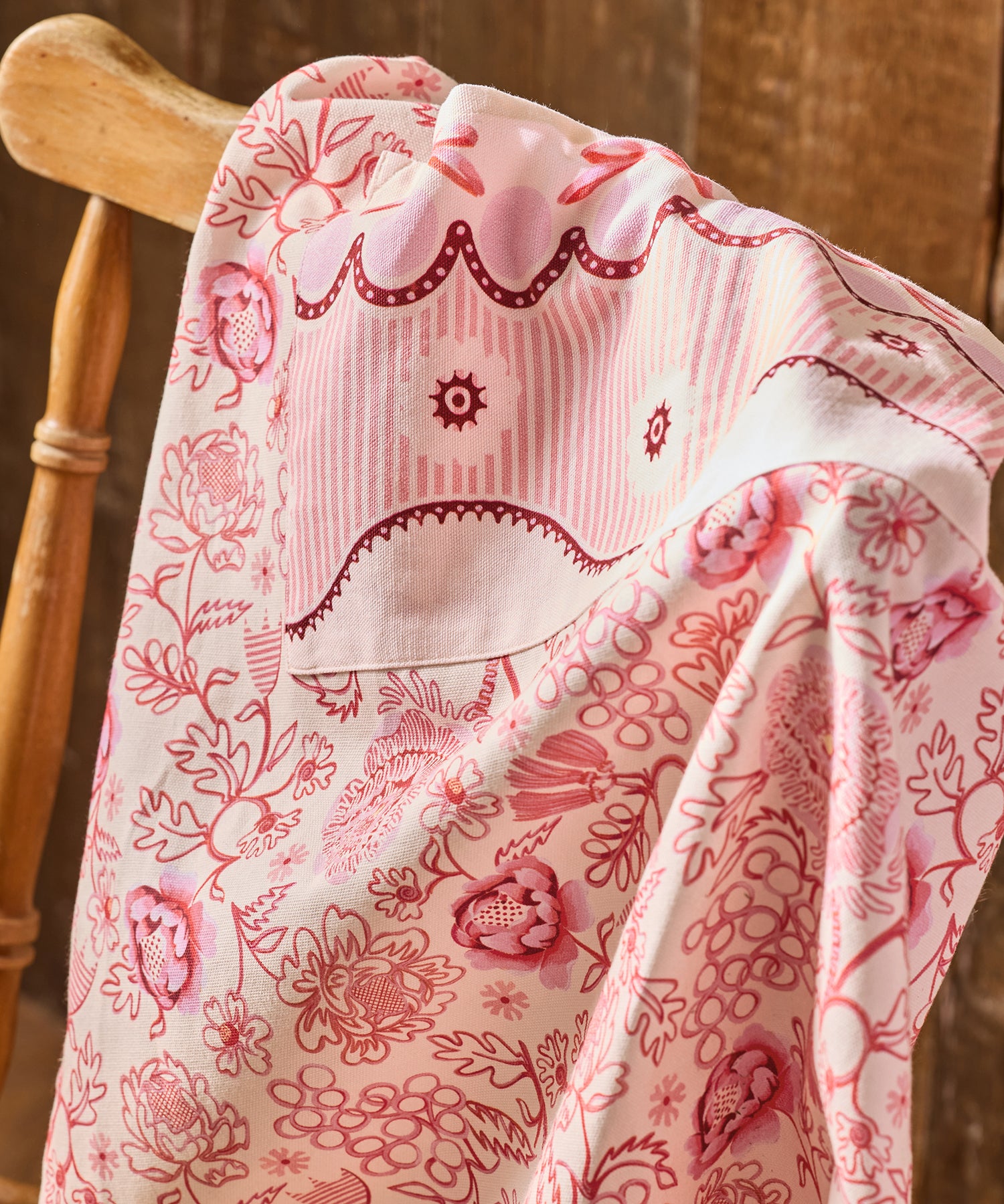 キッチンエプロン Spitalfields Silk | Cath Kidston 日本公式