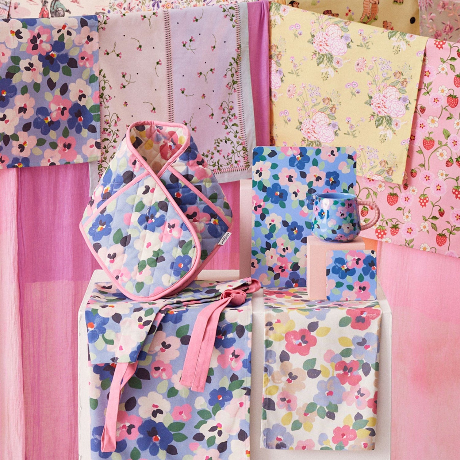 キャスキッドソン　ティータオルセット　生地としても ティータオルセット 2PK | Cath Kidston 日本公式オンラインストア