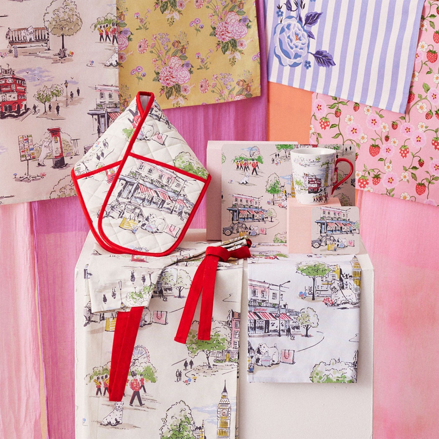 キャスキッドソン　ティータオルセット　生地としても ティータオルセット 2PK | Cath Kidston 日本公式オンライン