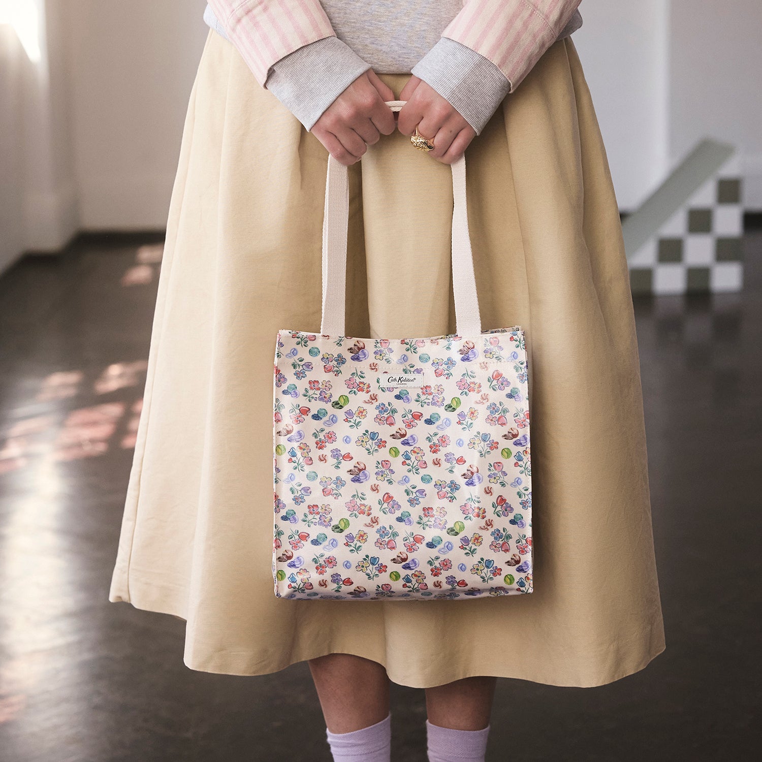 ミディアム ブックバッグ | Cath Kidston 日本公式オンラインストア