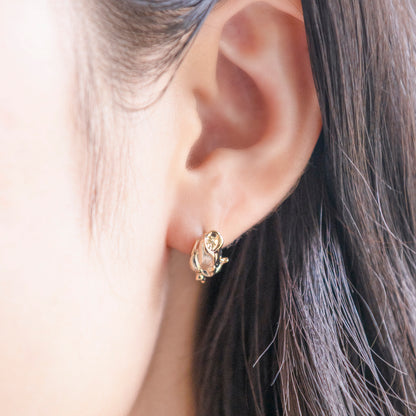 CKxLiquem ミニピアス Ribbon Floral