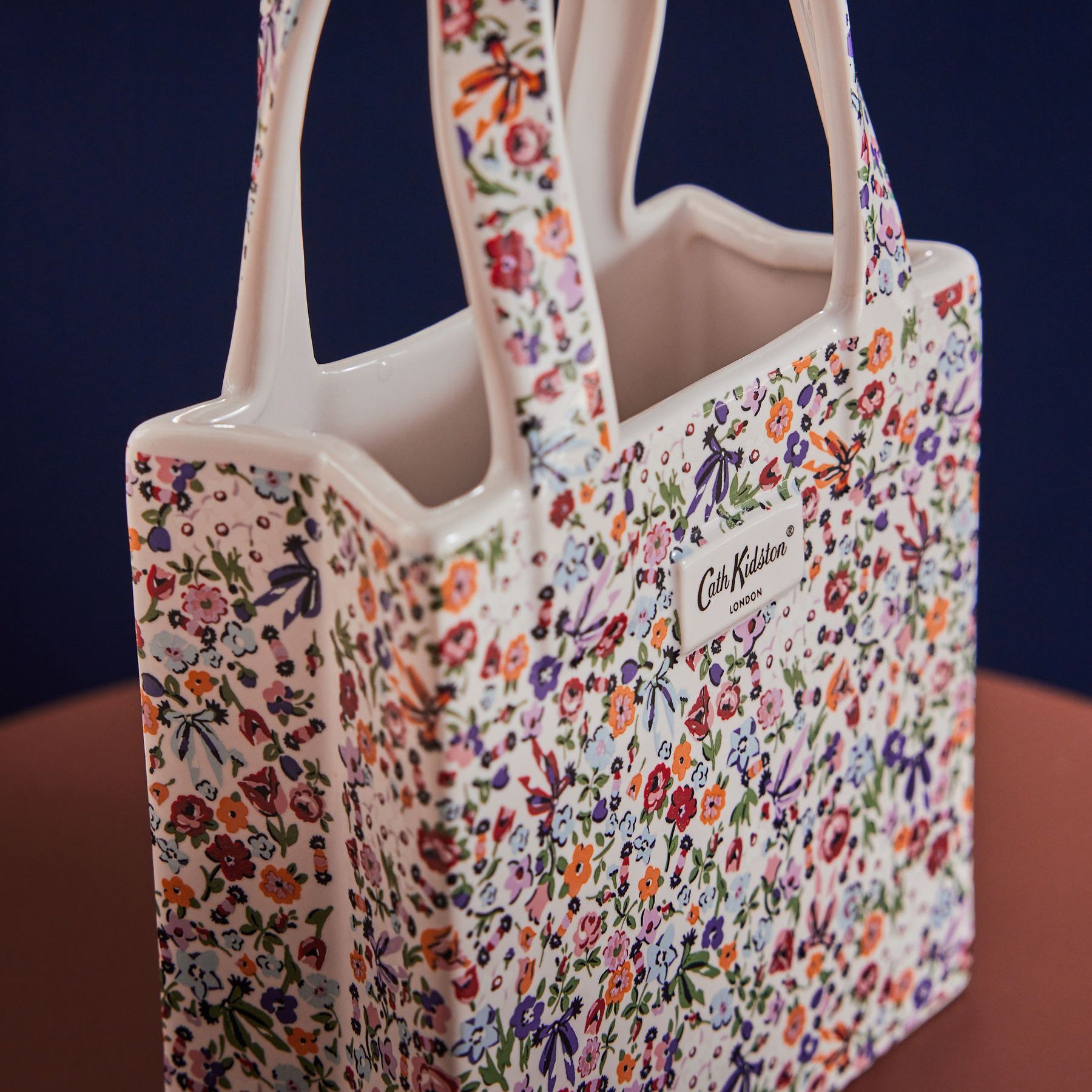 ブックバッグ フラワーベース