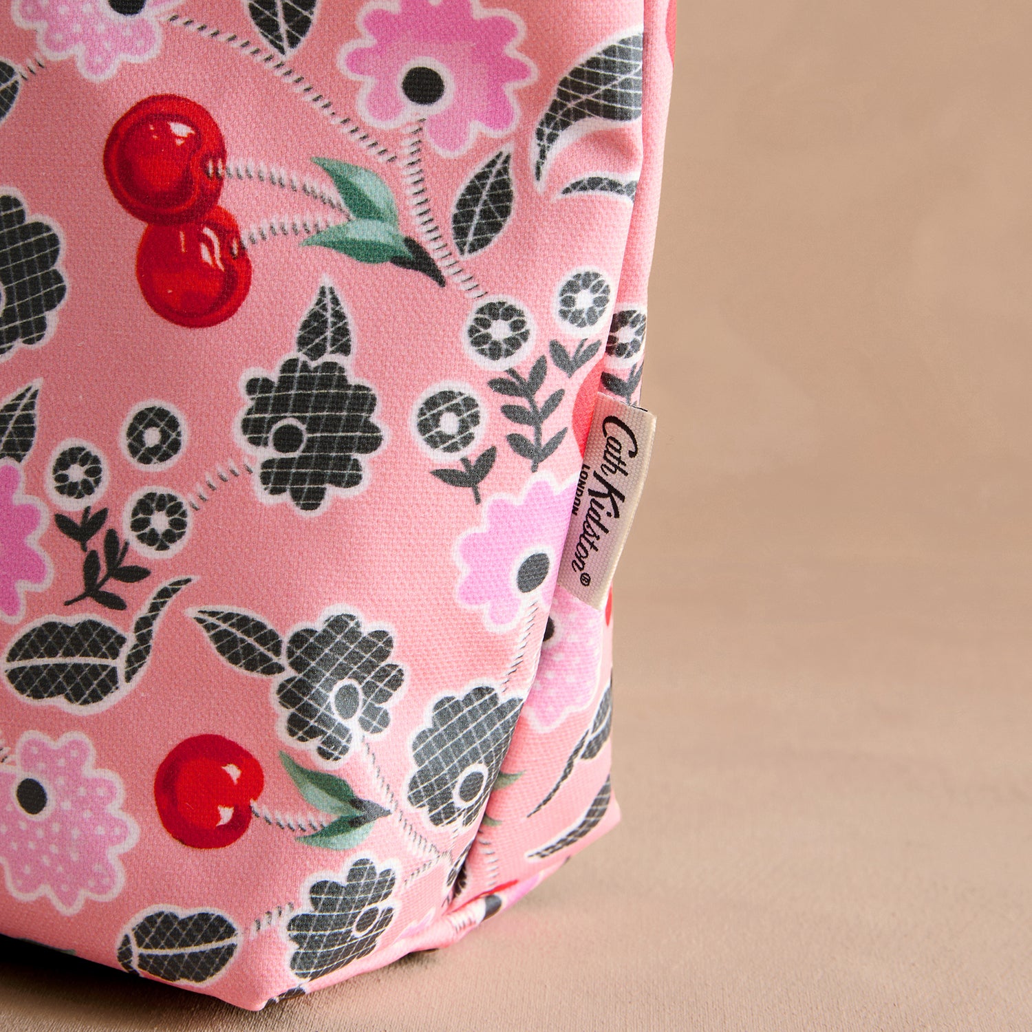 ランチ トートバッグ Cherry Bunches