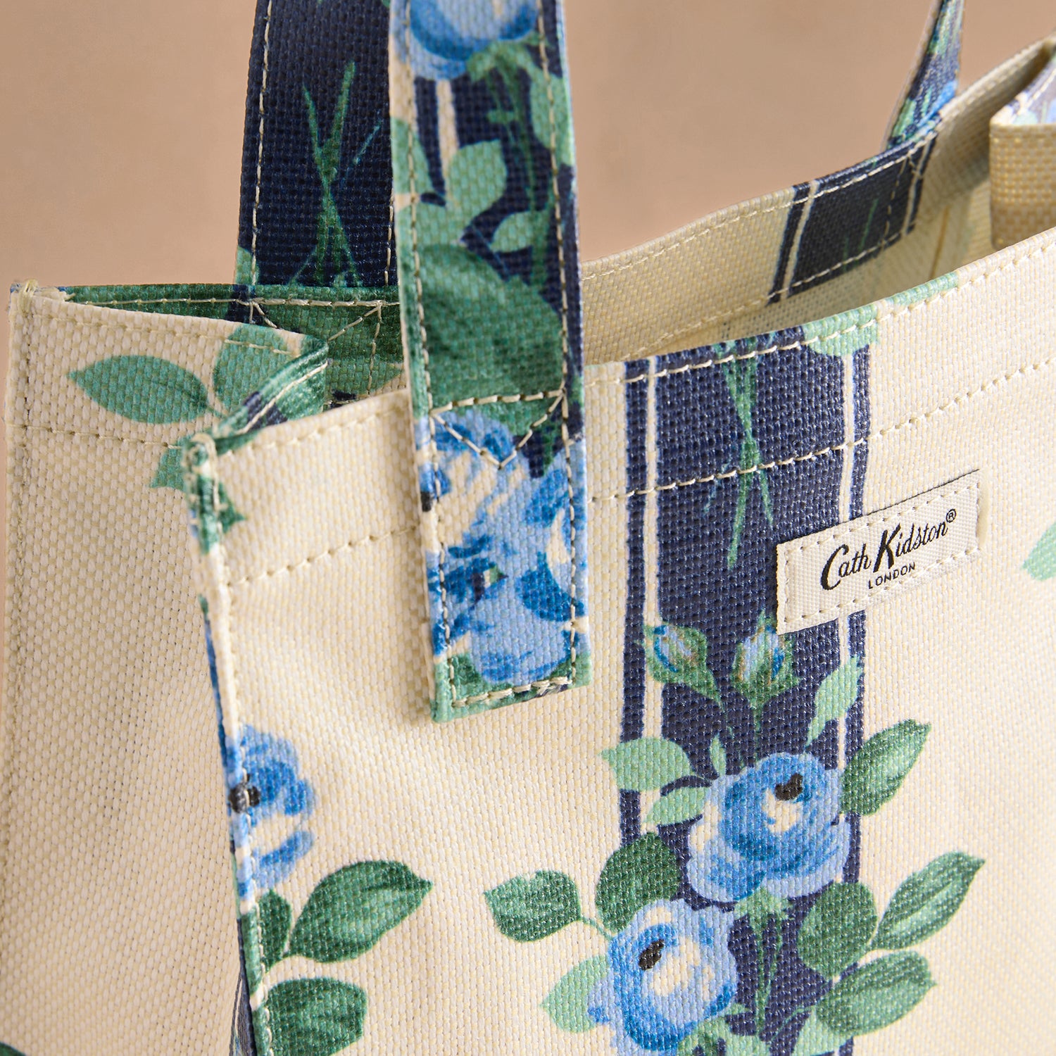 スモール ブックバッグ | Cath Kidston 日本公式オンラインストア