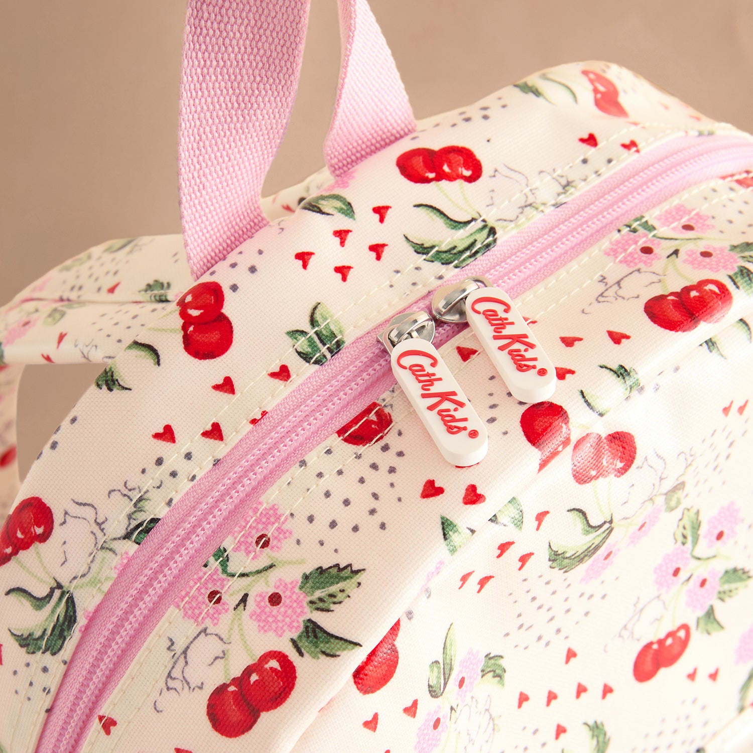 キッズ ラージ バックパック | Cath Kidston 日本公式オンラインストア