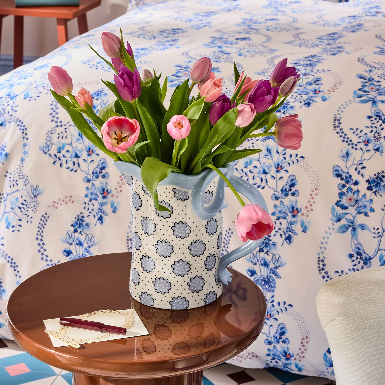 ボウ ジャグ フラワーベース