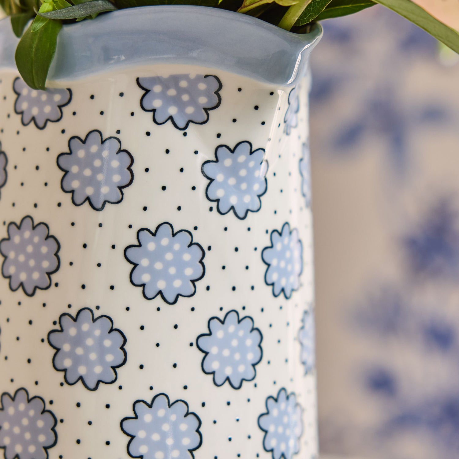 Katayama(片山産業)製、 ヴィンテージ レディヘッドベース 花瓶付き レター フラワーベース Love Notes | Cath Kidston 日本公式オンライン