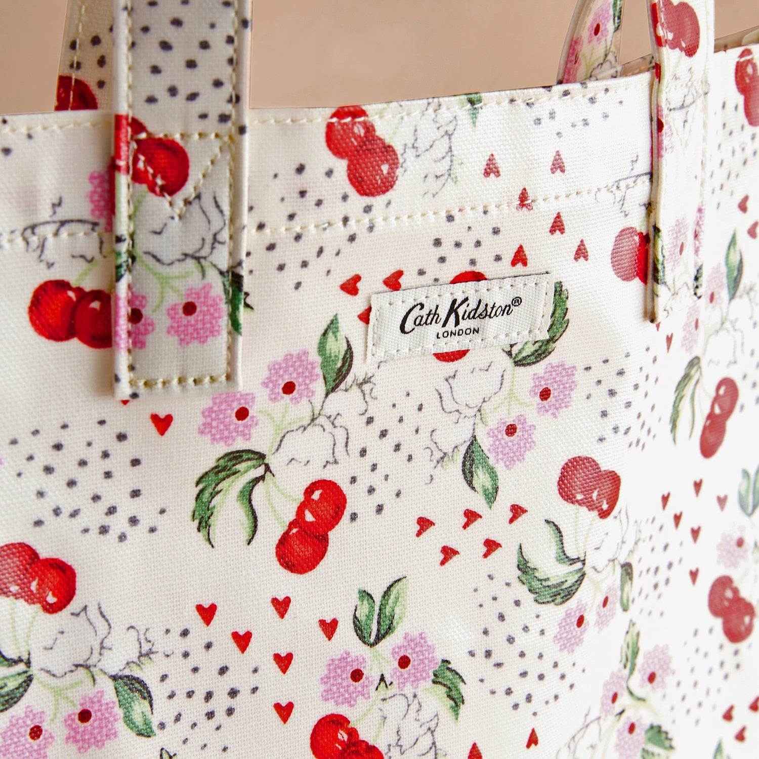 ラージ ブックバッグ | Cath Kidston 日本公式オンラインストア