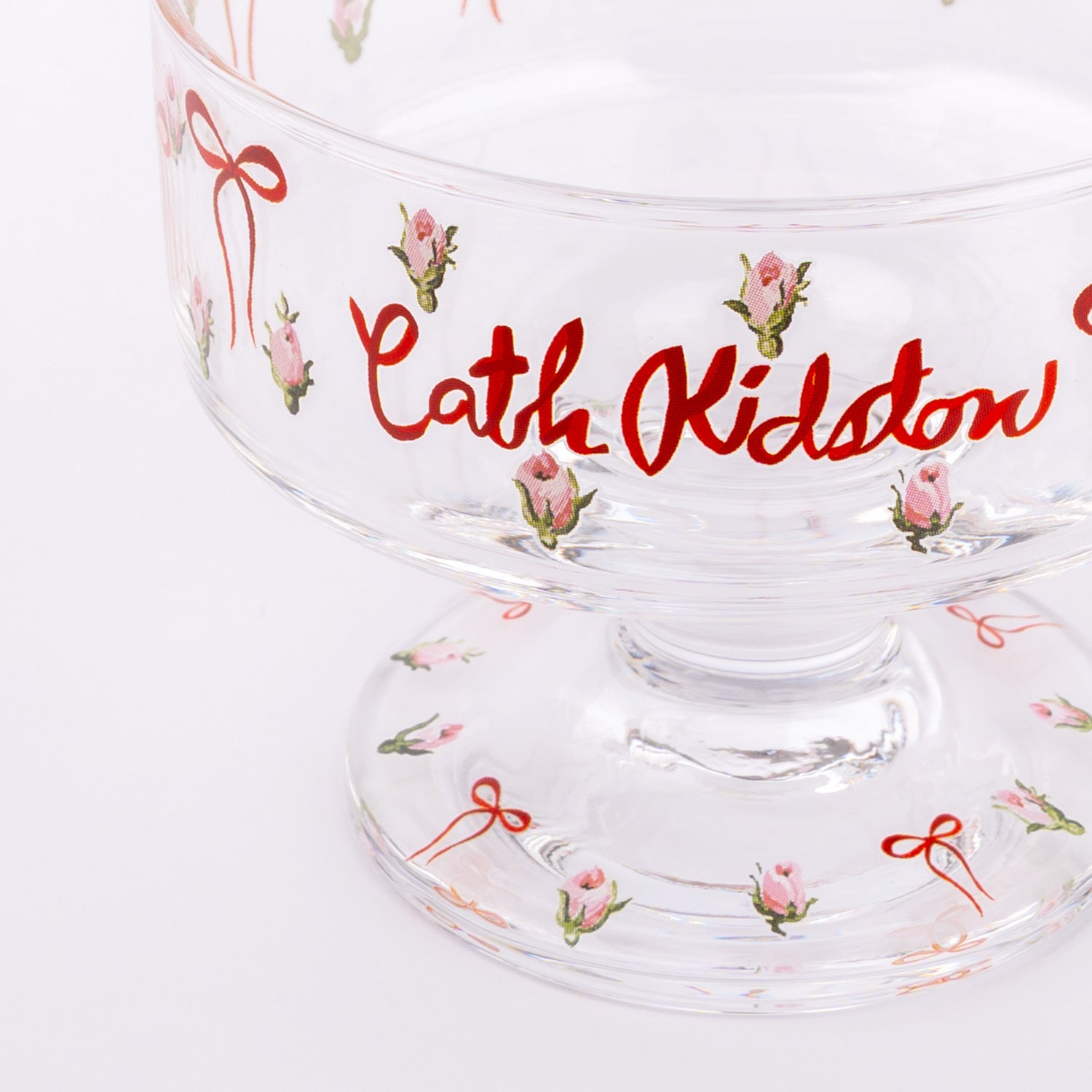Cath です☆ フリルトートバッグ | Cath Kidston 日本公式オンラインストア