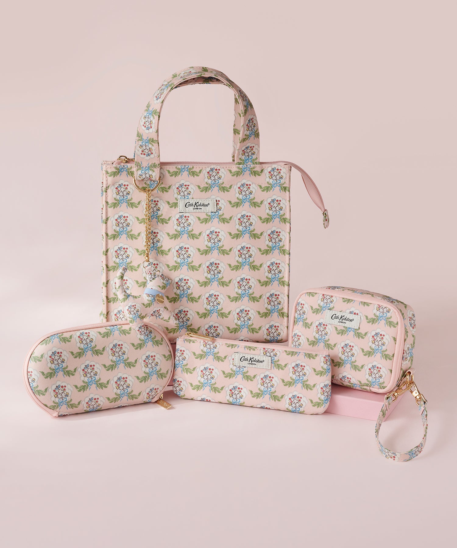 専用品　化粧ポーチ　キャスキッドソン　ハンドメイド ティッシュポーチ Harmony Ditsy | Cath Kidston 日本公式オンライン